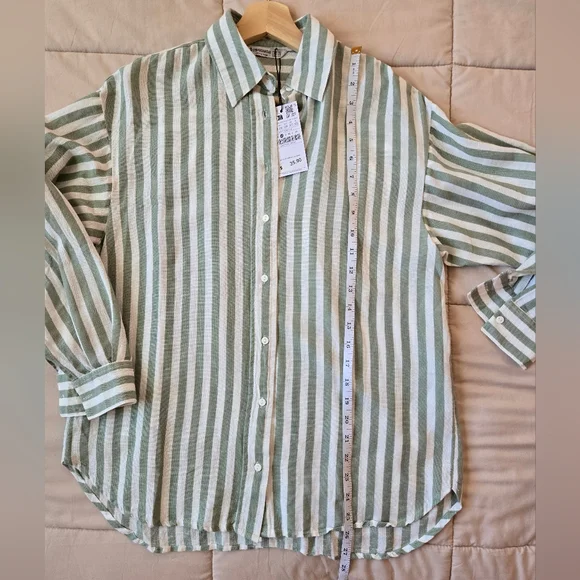 Stradivarius Green White Oversized Button Down Shirt, XS - Picture 9 of 11